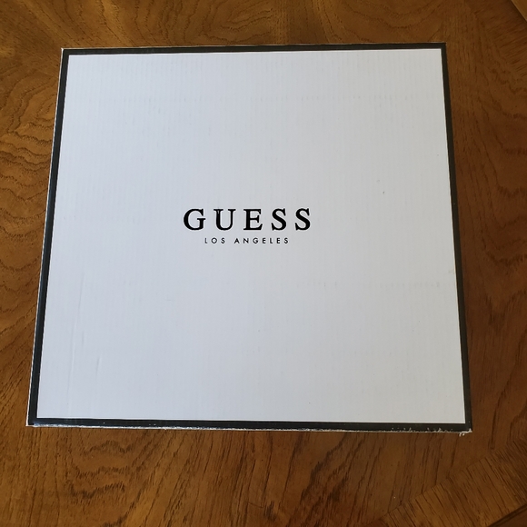 New Guess Lovebugi Brocade Block Heel Booties 7M - Picture 10 of 10